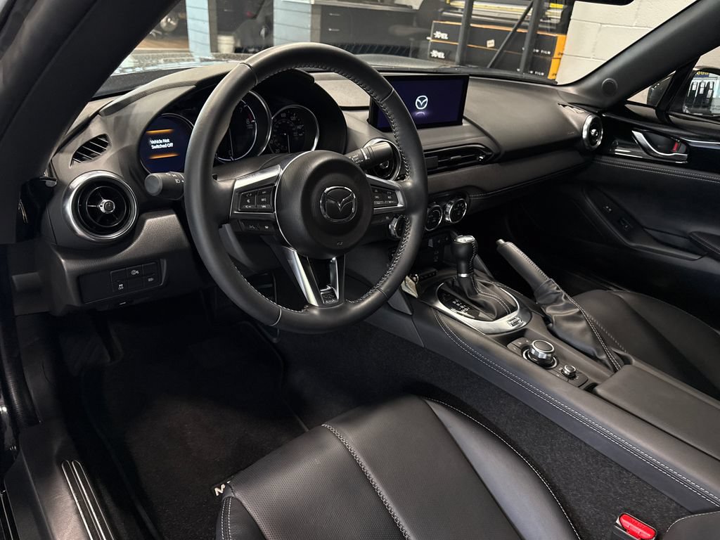 Certified 2025 MAZDA MX-5 Miata RF Grand Touring RWD image 8