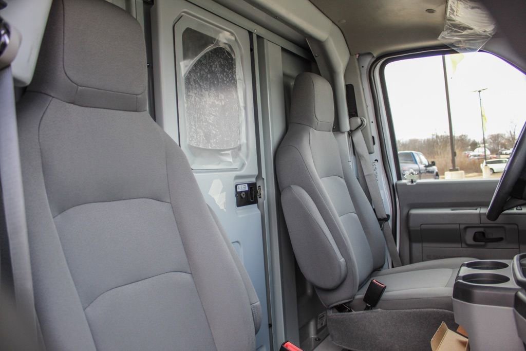 New 2025 Ford E-350 and Econoline 350 Super Duty w/ Power Equipment Group image 15