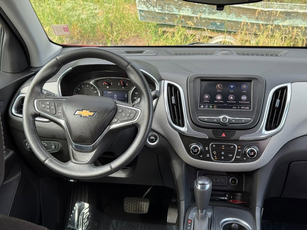 Used 2020 Chevrolet Equinox LT image 18