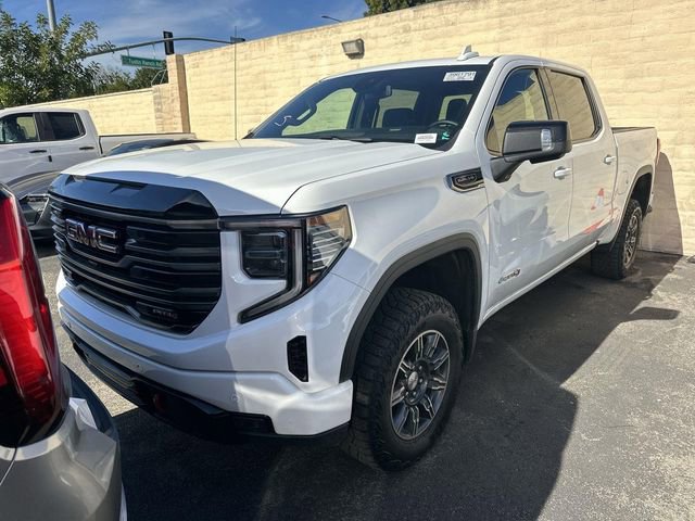 Used 2025 GMC Sierra 1500 AT4 image 2