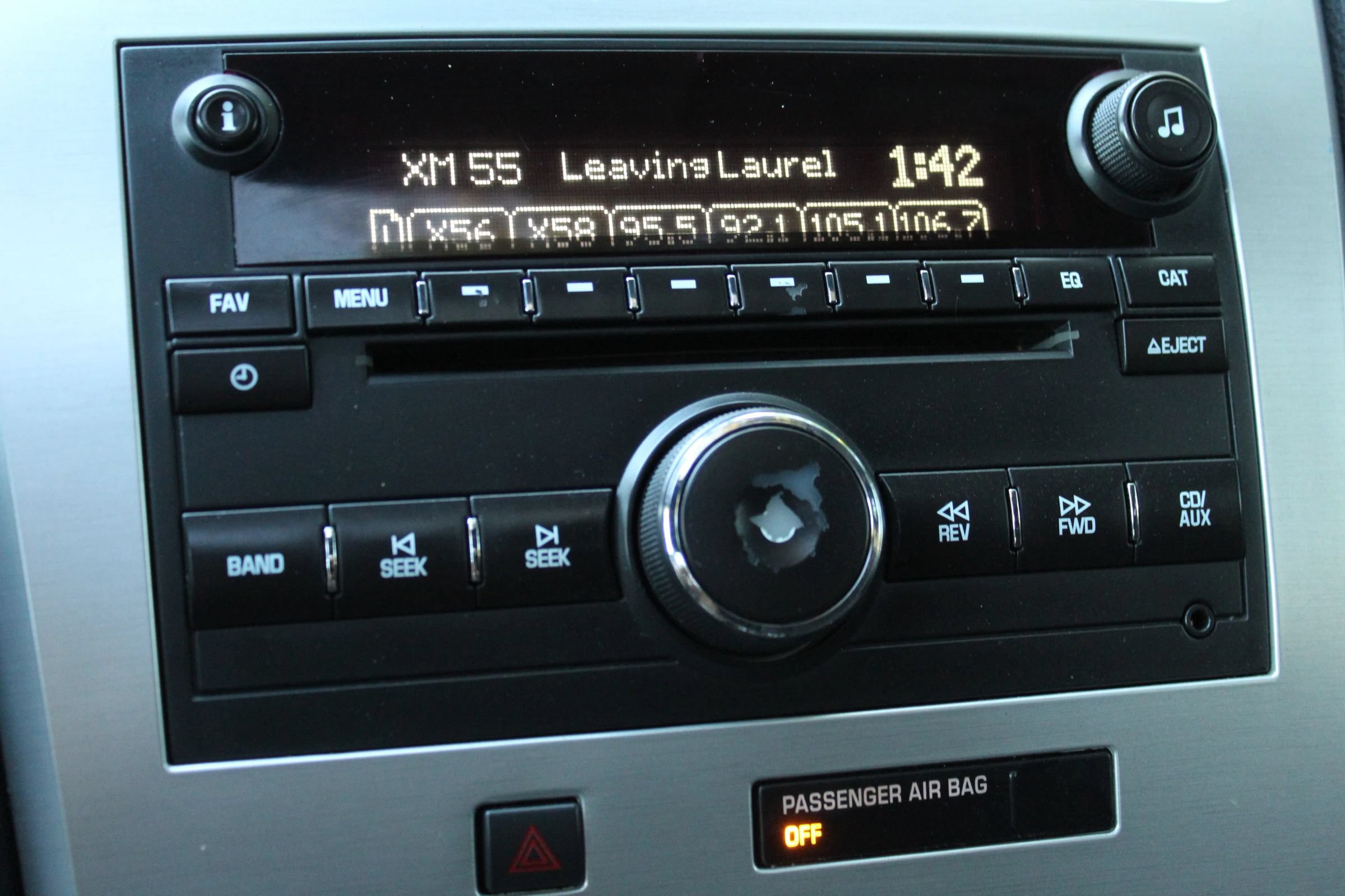 Used 2010 GMC Acadia SLE AWD/4WD image 31