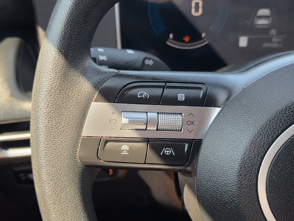 Used 2025 Hyundai Tucson SEL FWD image 34