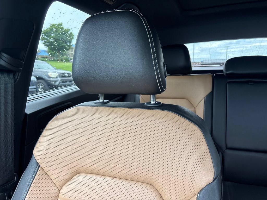Certified 2023 Volkswagen Atlas Cross Sport SEL Premium R-Line AWD/4WD image 23