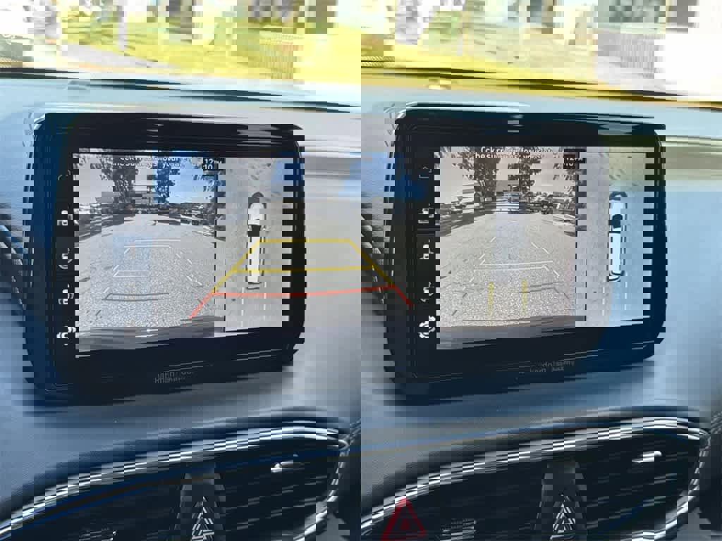 Used 2022 Hyundai Santa Fe Limited image 18