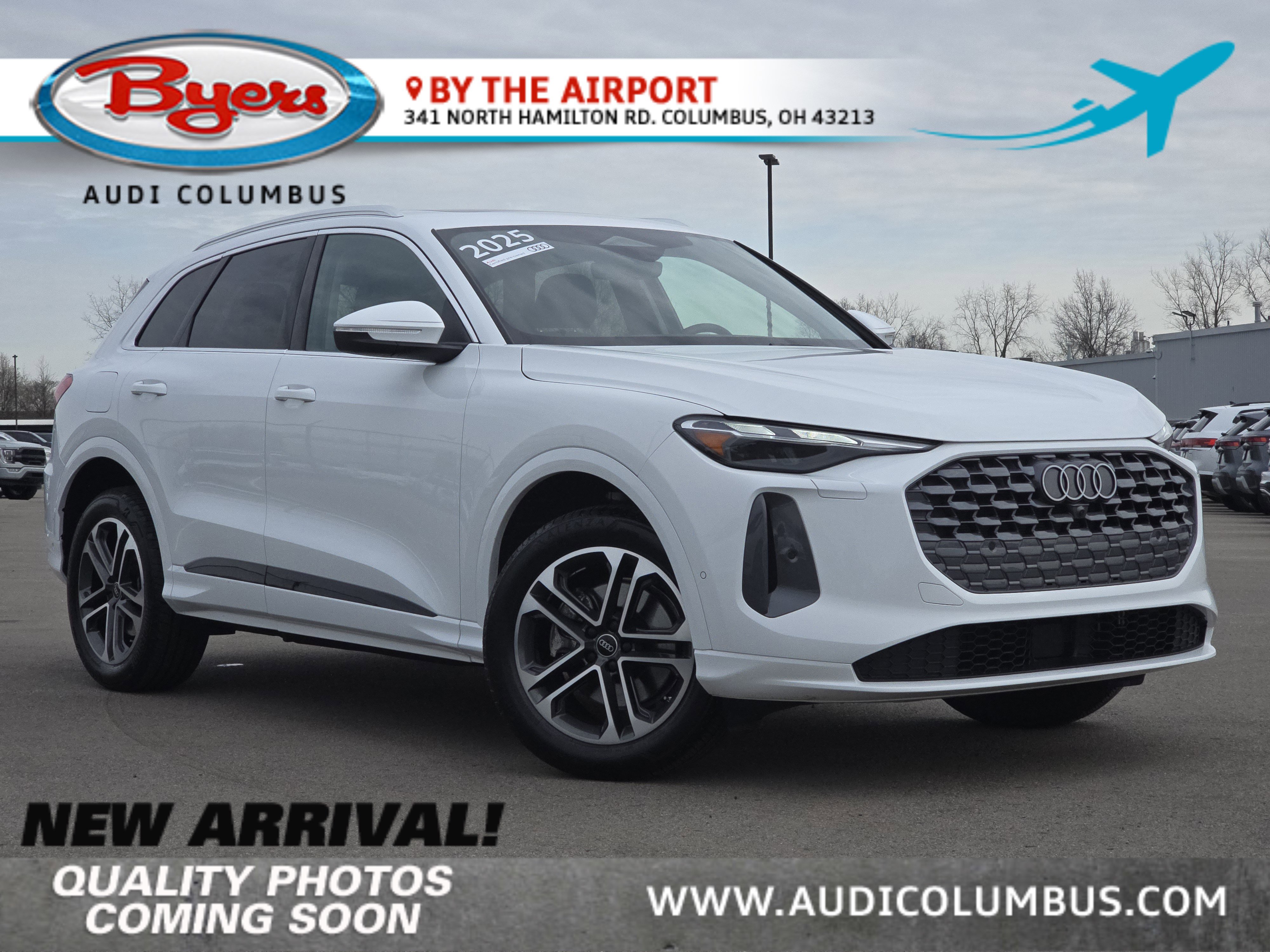 Certified 2025 Audi Q5 Premium w/ Convenience Package image 1