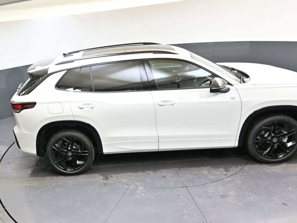 New 2026 Volkswagen Tiguan SE R-Line image 50