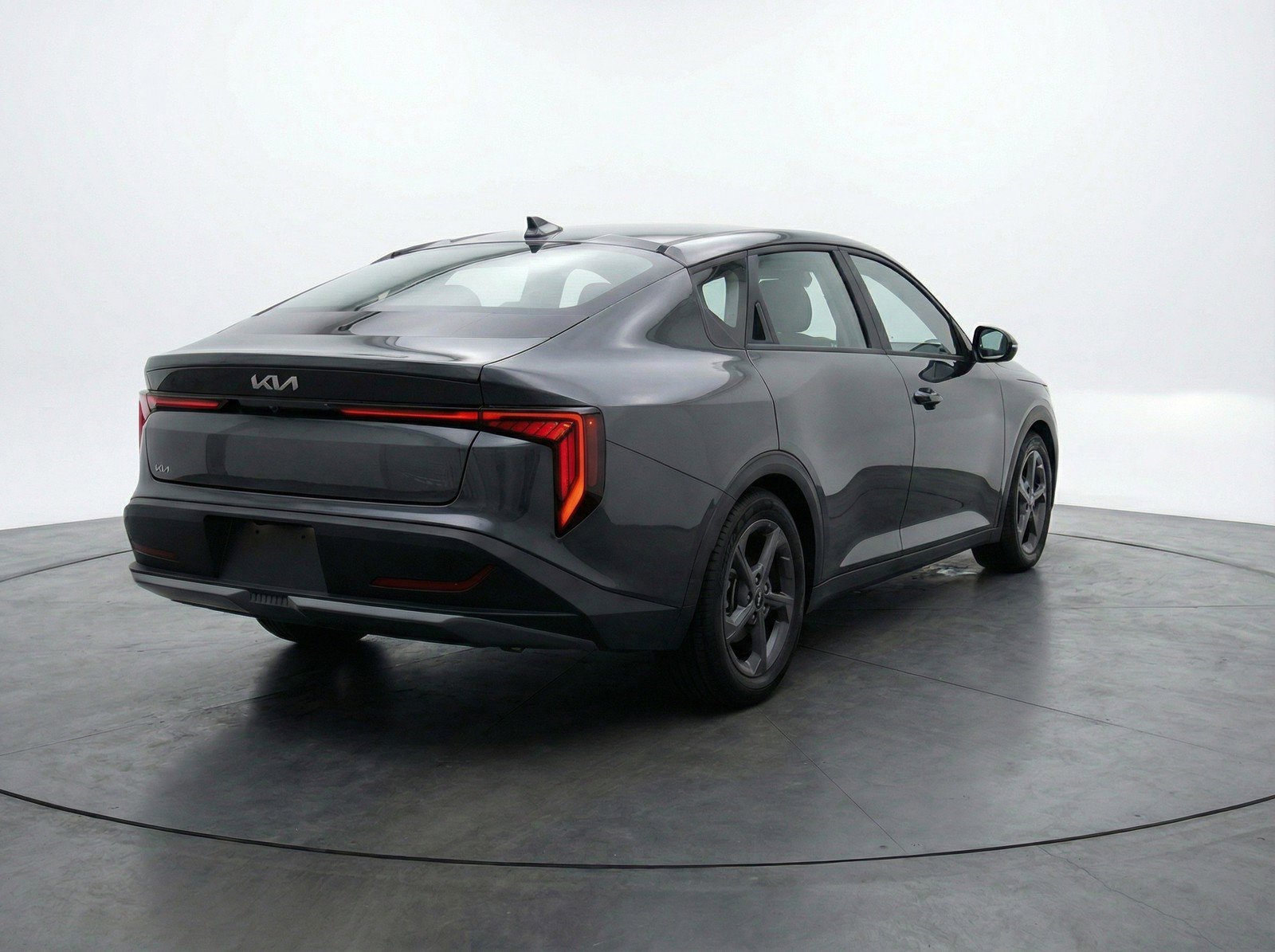 Used 2025 Kia K4 LXS FWD image 9