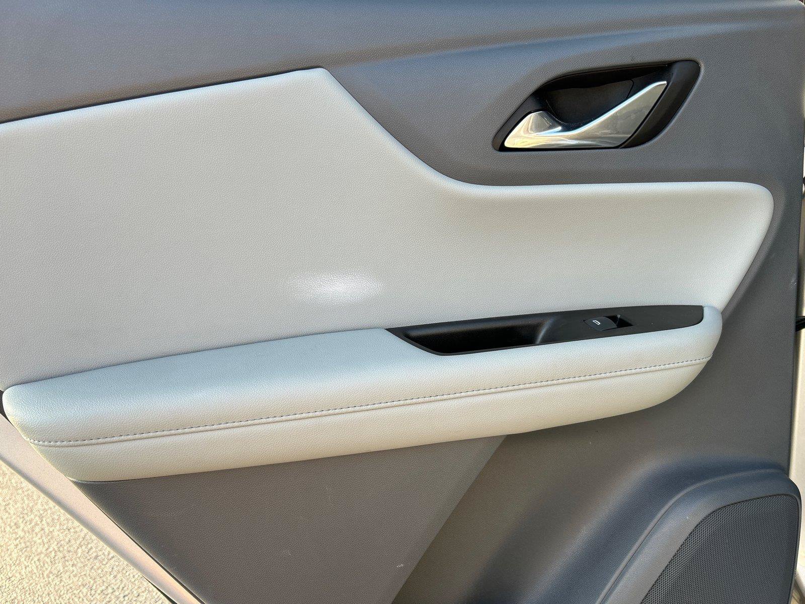 Used 2021 Chevrolet Blazer LT FWD image 36