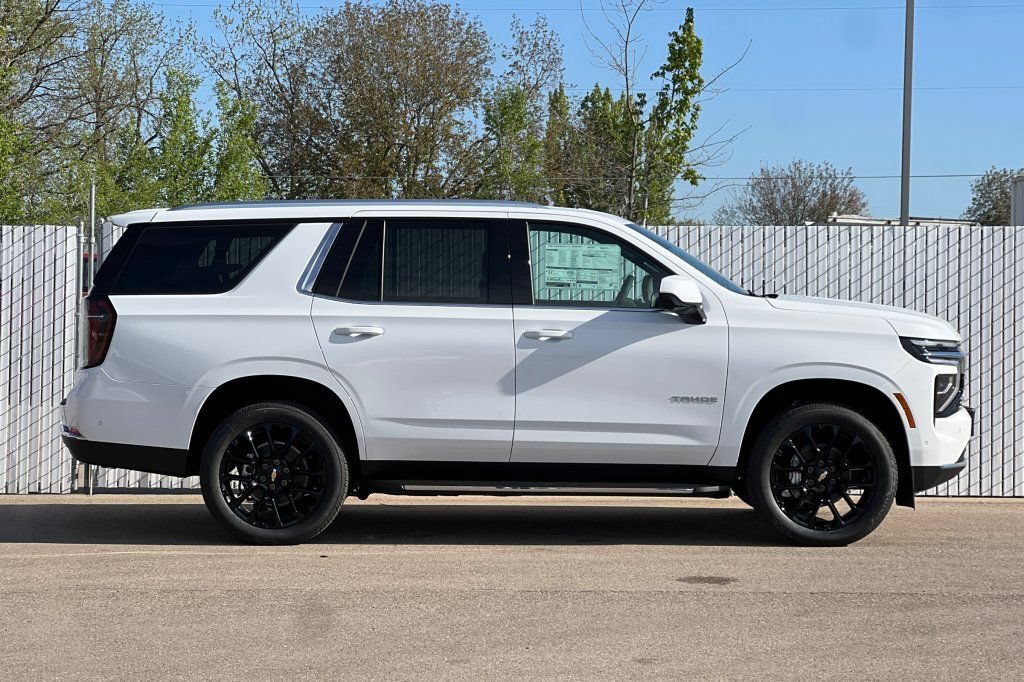 New 2026 Chevrolet Tahoe LS w/ Max Trailering Package AWD/4WD image 3