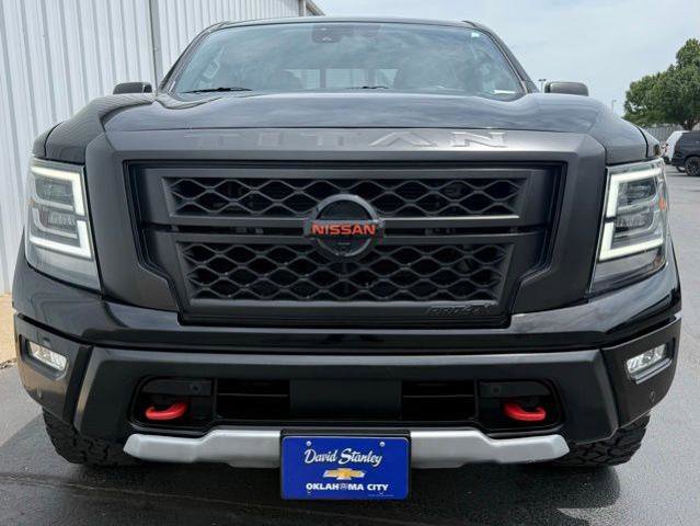 Used 2022 Nissan Titan PRO-4X w/ Pro-4x Convenience Package AWD/4WD image 15