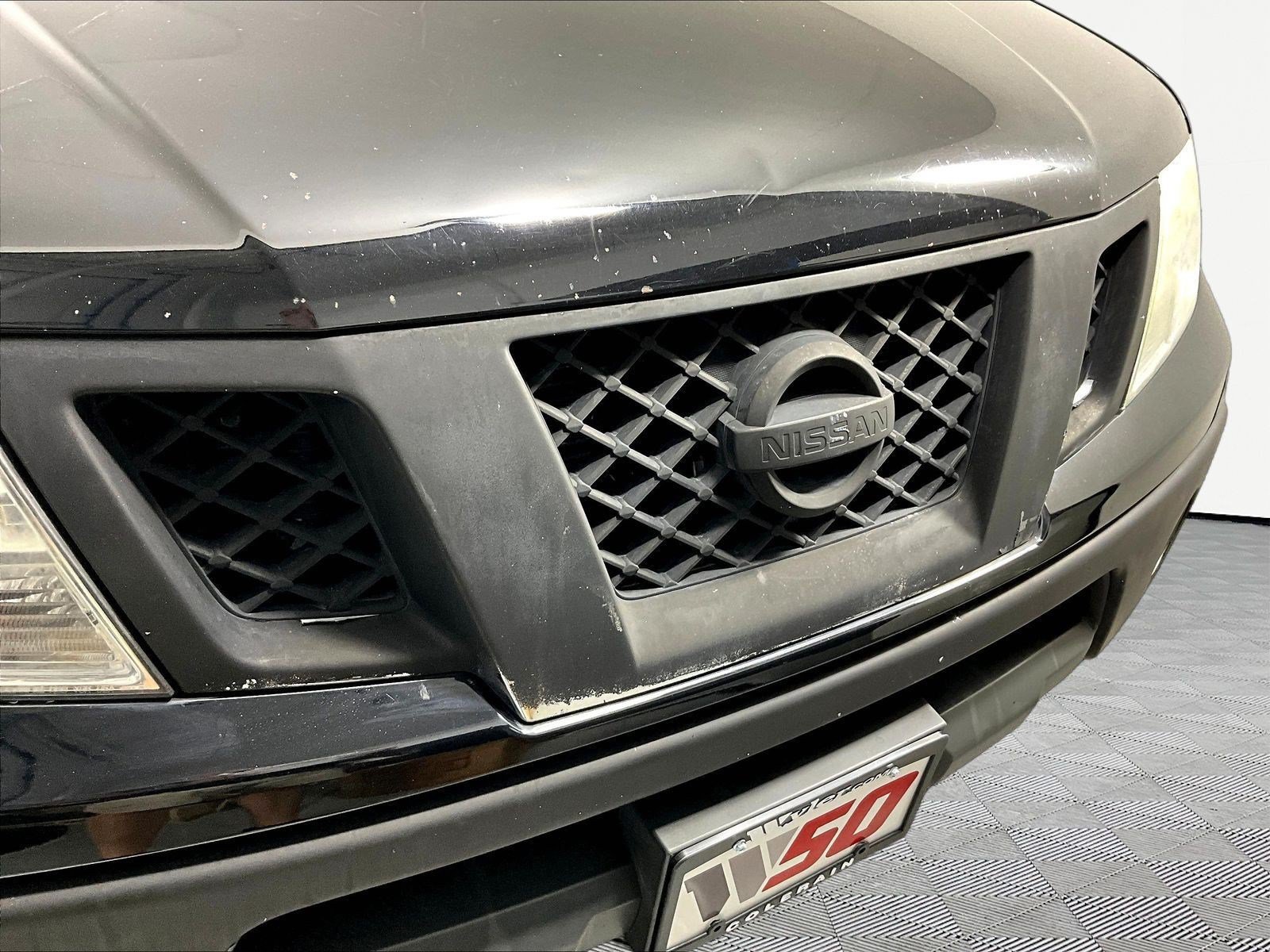 Used 2015 Nissan Frontier SL AWD/4WD image 34