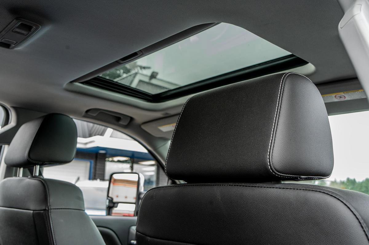 Used 2019 GMC Sierra 3500 SLT image 31