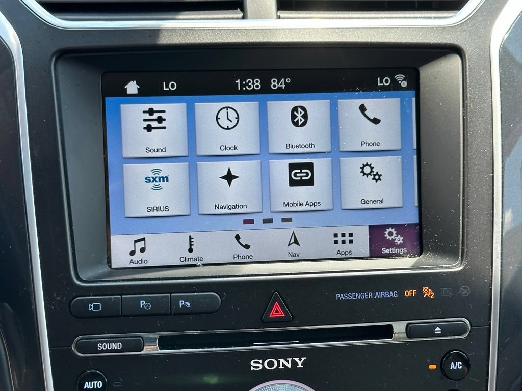 Used 2018 Ford Explorer Platinum AWD/4WD image 32