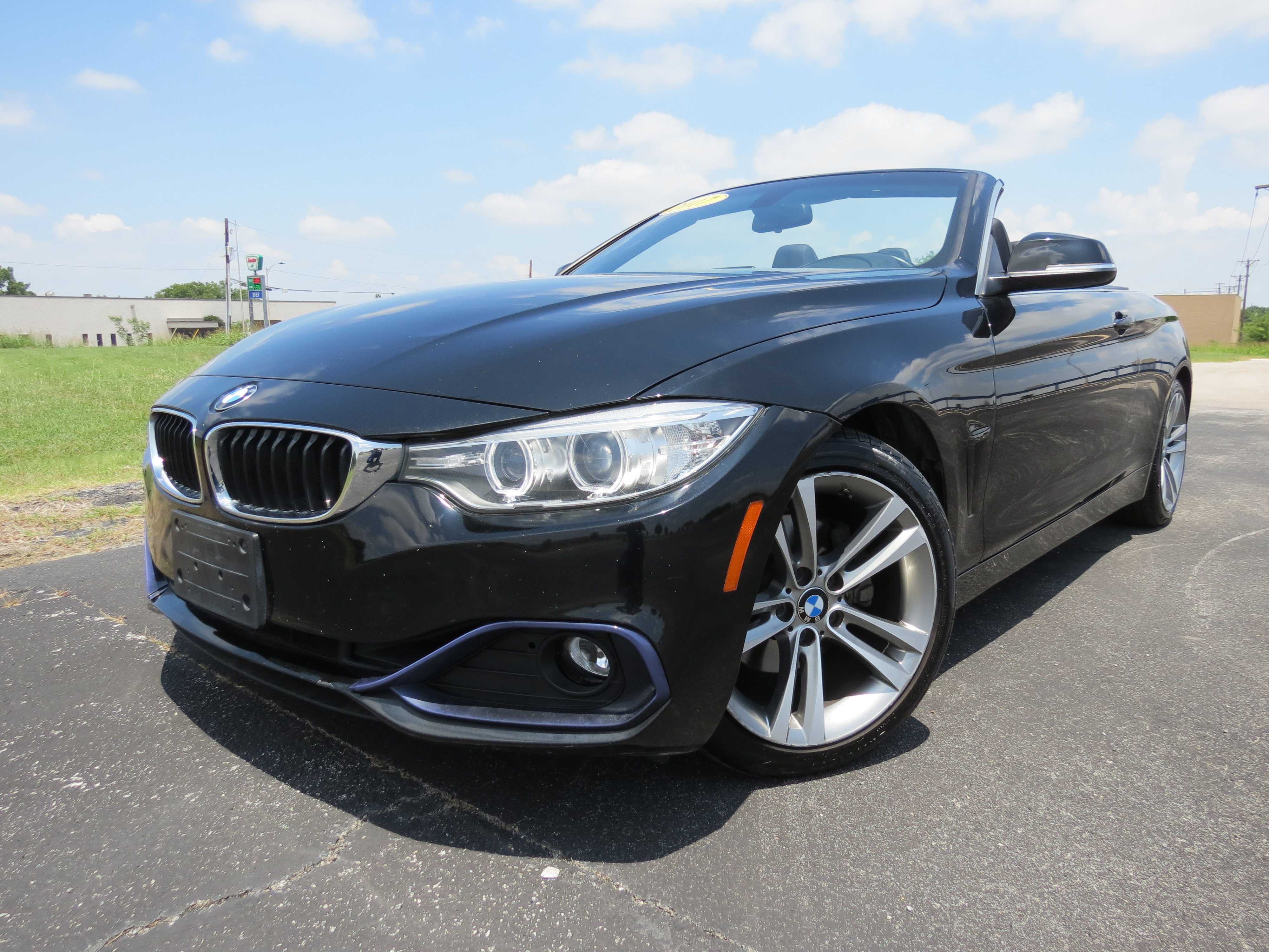 Used 2017 BMW 430i Convertible RWD image 2