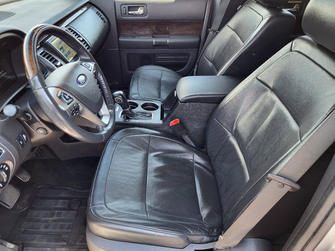 Used 2018 Ford Flex Limited image 13
