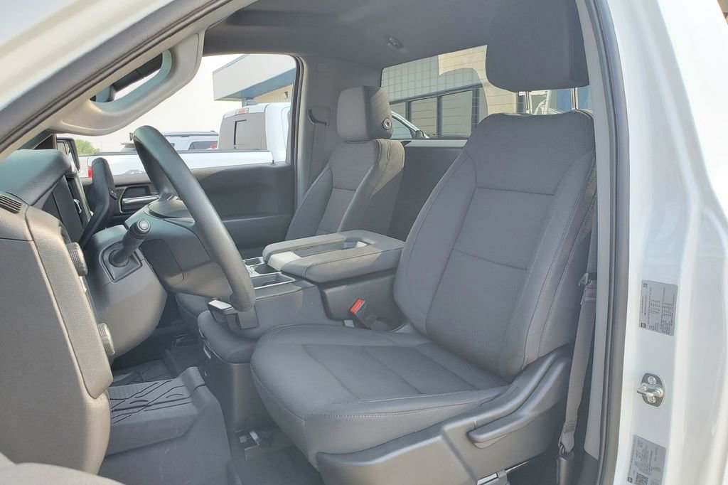 Used 2026 Chevrolet Silverado 1500 W/T w/ WT Safety Package AWD/4WD image 5