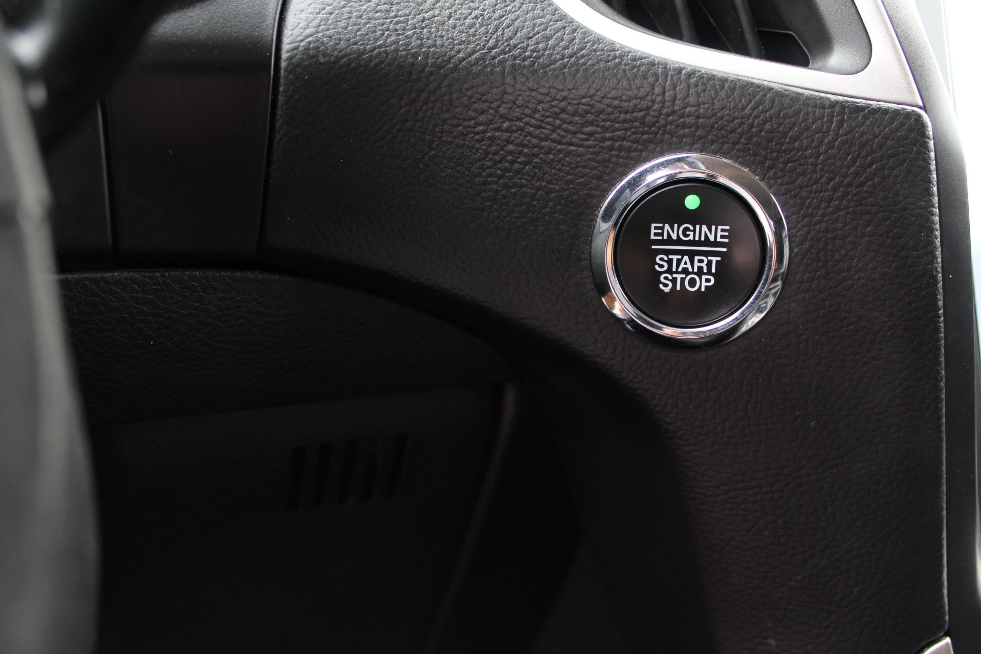 Used 2022 Ford Edge SEL AWD/4WD image 36