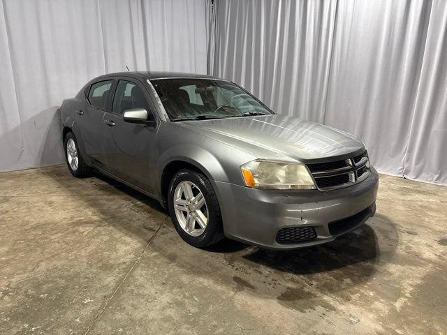 Used 2012 Dodge Avenger SXT FWD image 9