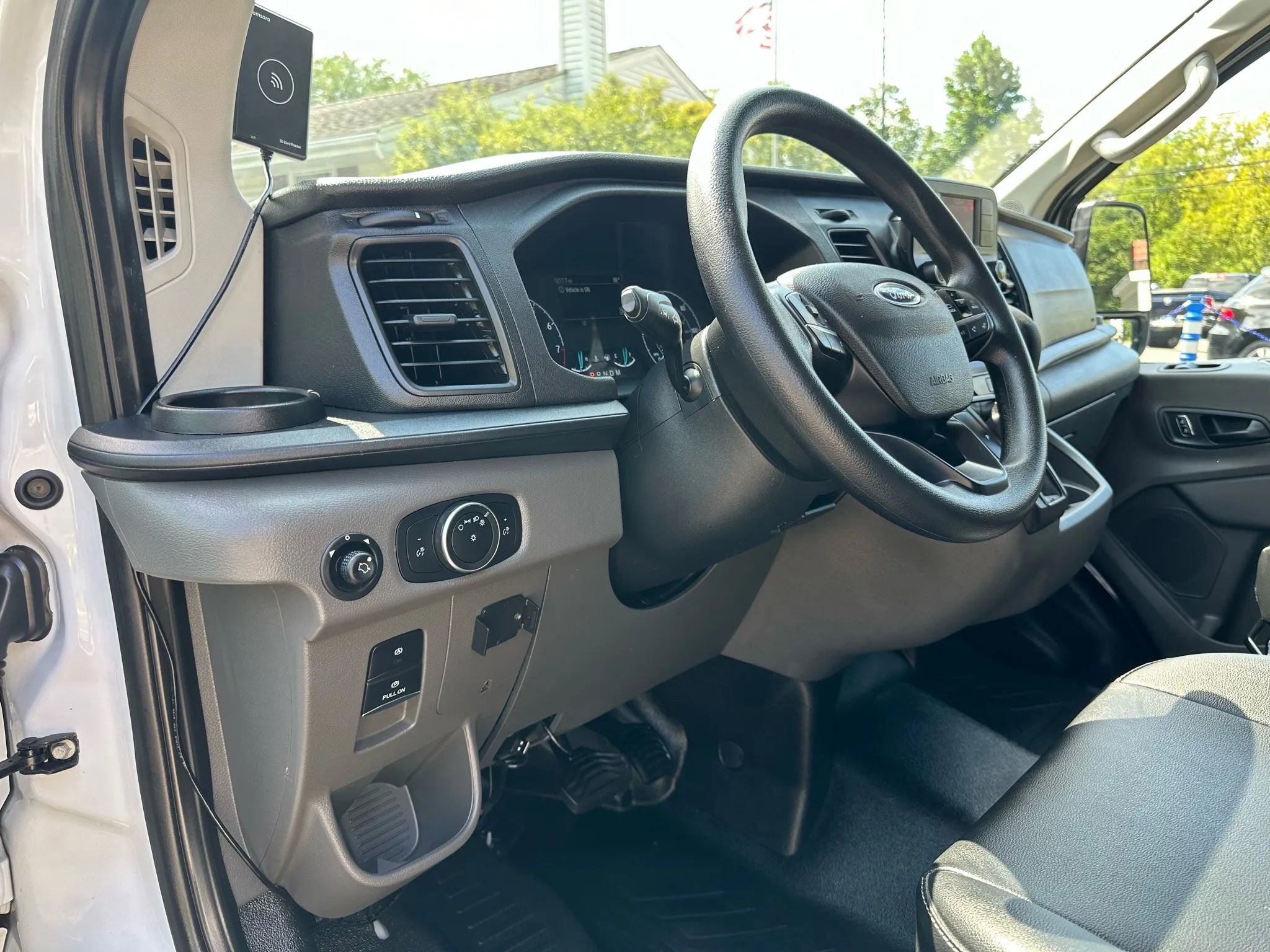 Used 2023 Ford Transit 350 XL image 10