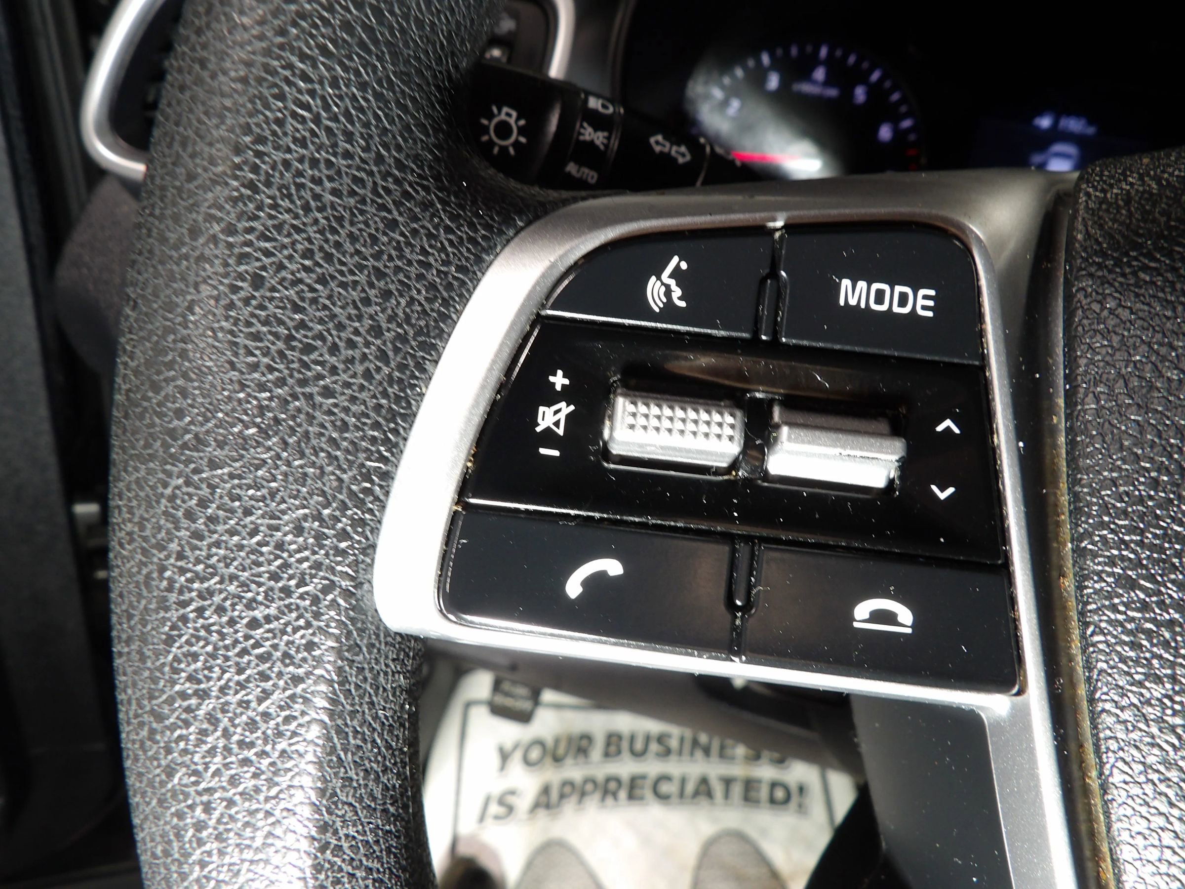 Used 2019 Kia Sorento LX image 18