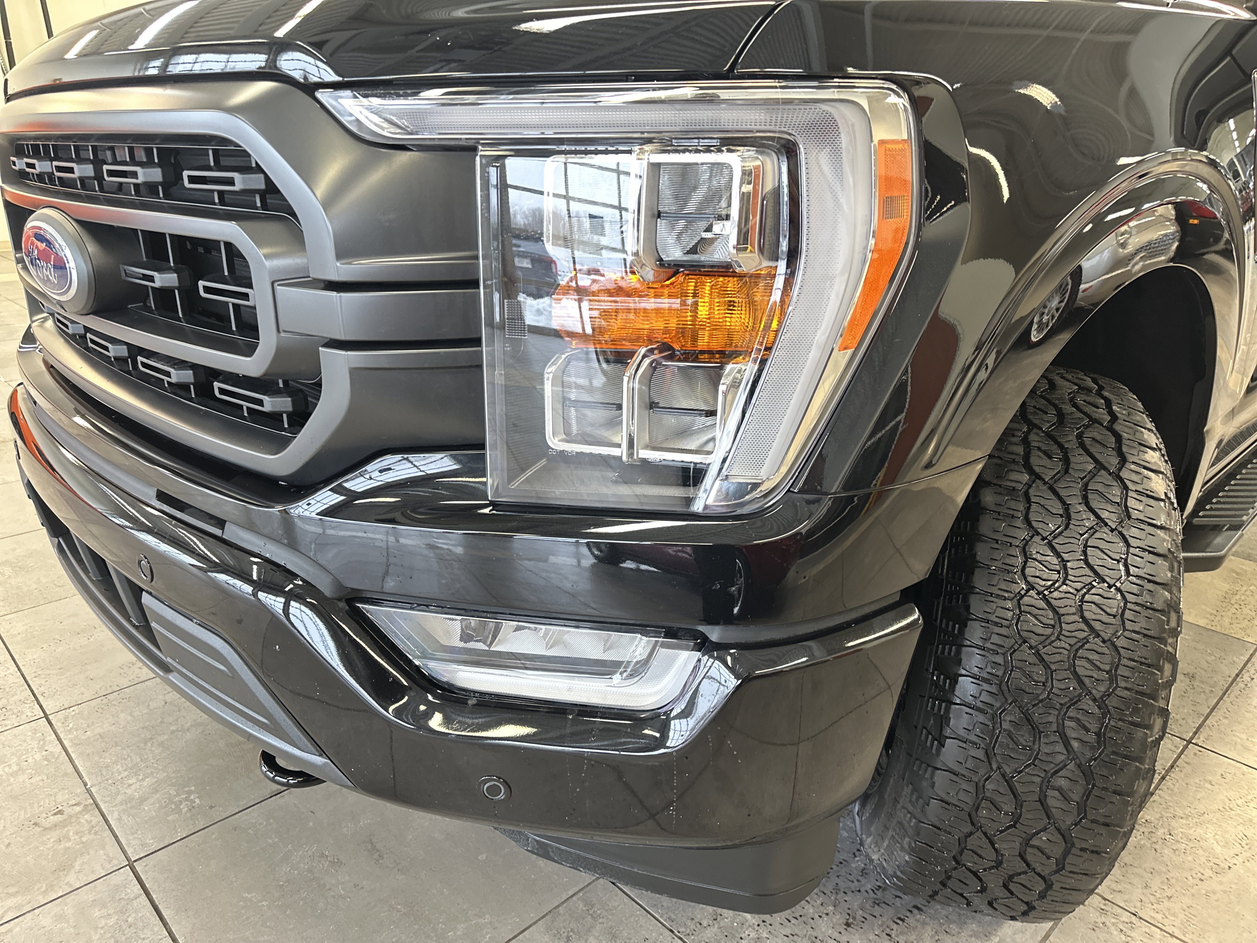 Used 2023 Ford F150 XLT w/ Equipment Group 302A High image 21