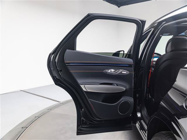 New 2026 Genesis GV70 2.5T Sport Prestige AWD/4WD image 31