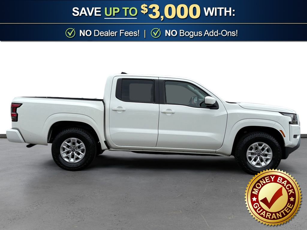 Used 2024 Nissan Frontier SV image 8