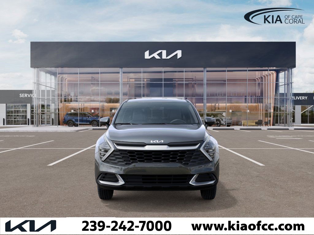New 2025 Kia Sportage LX image 2