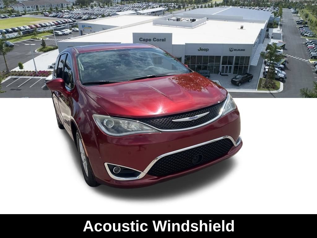Used 2020 Chrysler Pacifica Touring w/ Advanced Safetytec Group FWD image 9
