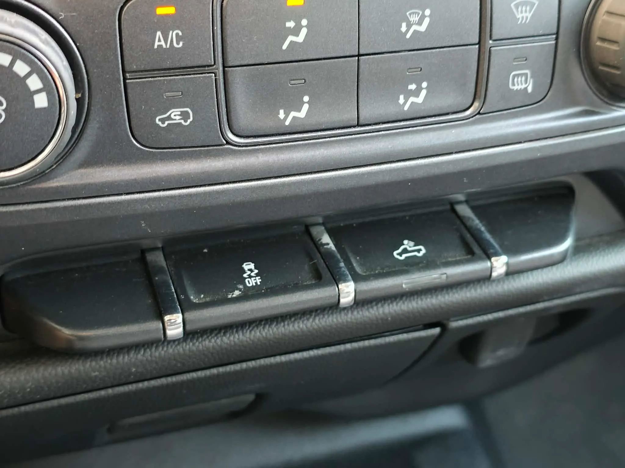 Used 2015 Chevrolet Silverado 1500 W/T w/ Trailering Package image 24