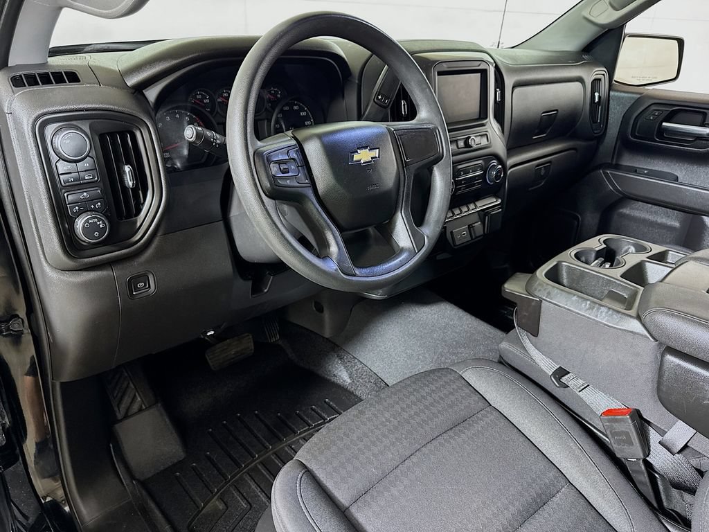 Certified 2023 Chevrolet Silverado 1500 Custom AWD/4WD image 7