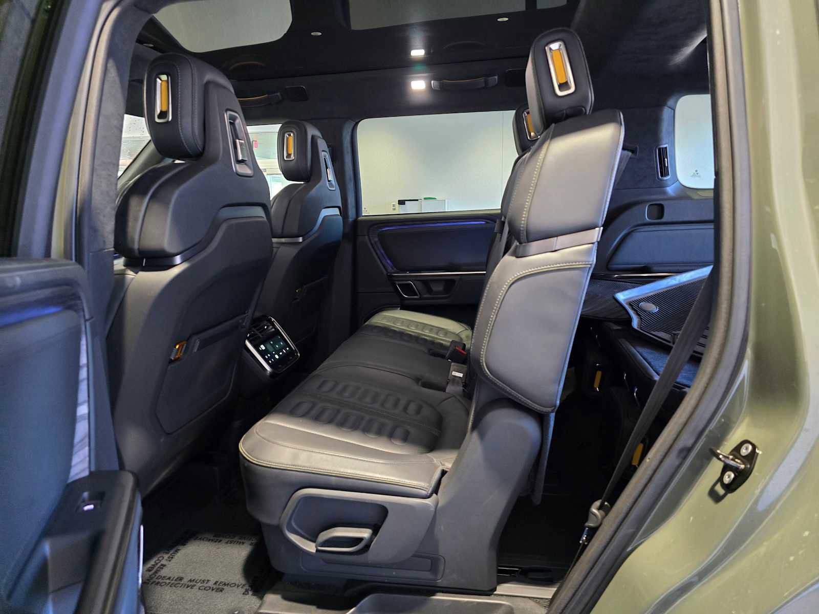 Used 2022 Rivian R1S Launch Edition image 25