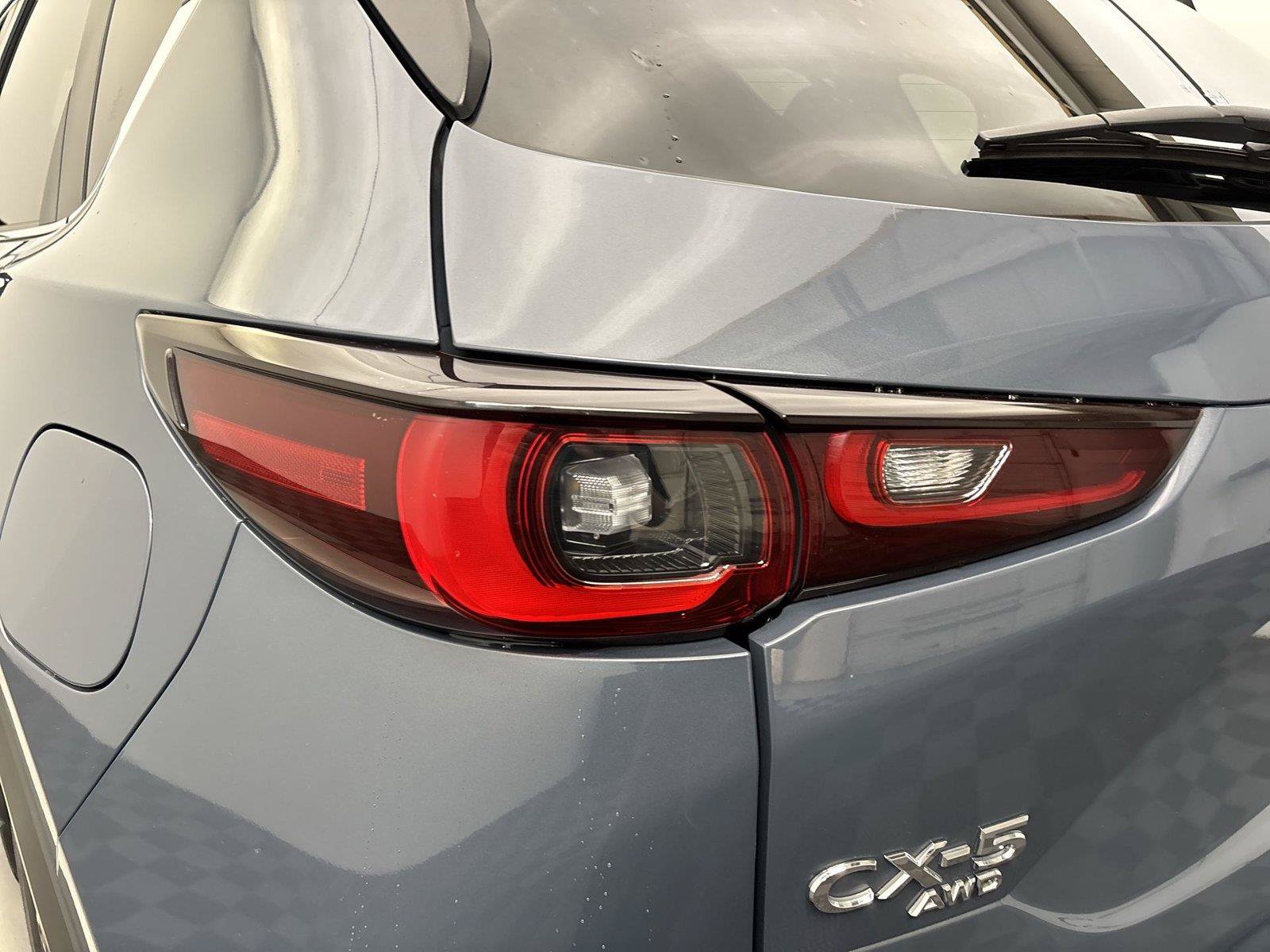 Used 2022 MAZDA CX-5 Carbon Edition AWD/4WD image 19