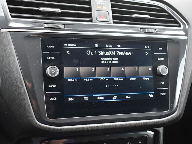 Used 2024 Volkswagen Tiguan SE image 17