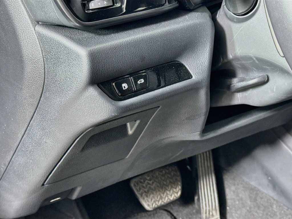 Certified 2025 Lexus NX 250 FWD w/ Accessory Package (Z1) image 10