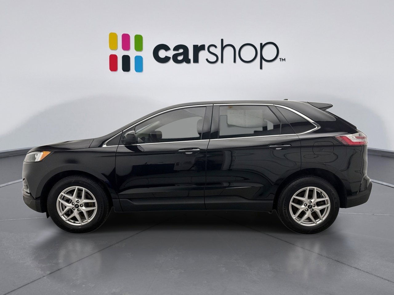 Used 2024 Ford Edge SEL w/ Convenience Package AWD/4WD image 2