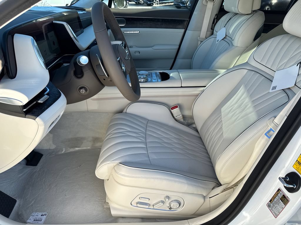 Used 2026 Genesis G90 3.5T AWD/4WD image 11