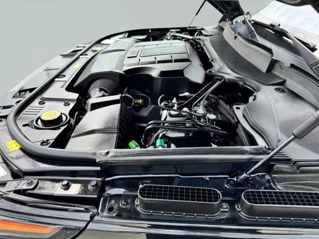 Used 2018 Land Rover Range Rover Sport HSE image 60