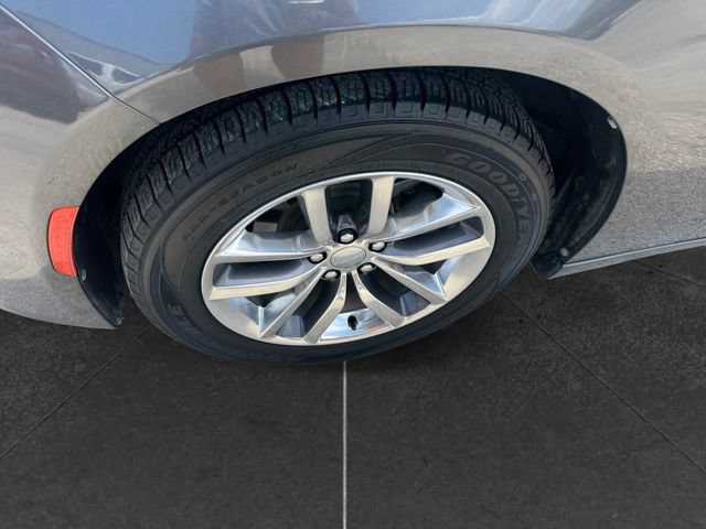 Used 2016 Dodge Charger SXT w/ Plus Group RWD image 9