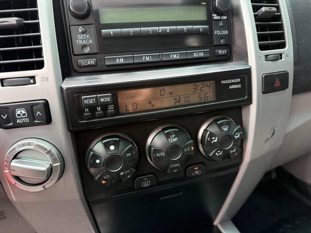 Used 2006 Toyota 4Runner SR5 AWD/4WD image 31