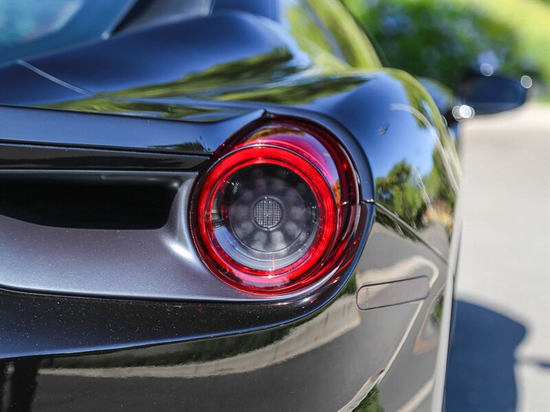 Used 2016 Ferrari 488 GTB RWD image 25