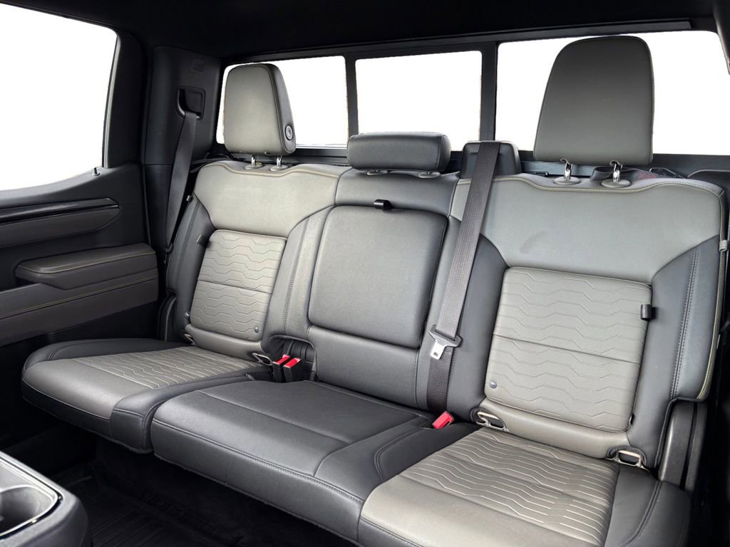 Used 2023 Chevrolet Silverado 1500 ZR2 w/ Technology Package image 21