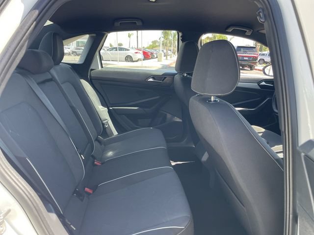 Used 2025 Volkswagen Jetta Sport FWD image 25