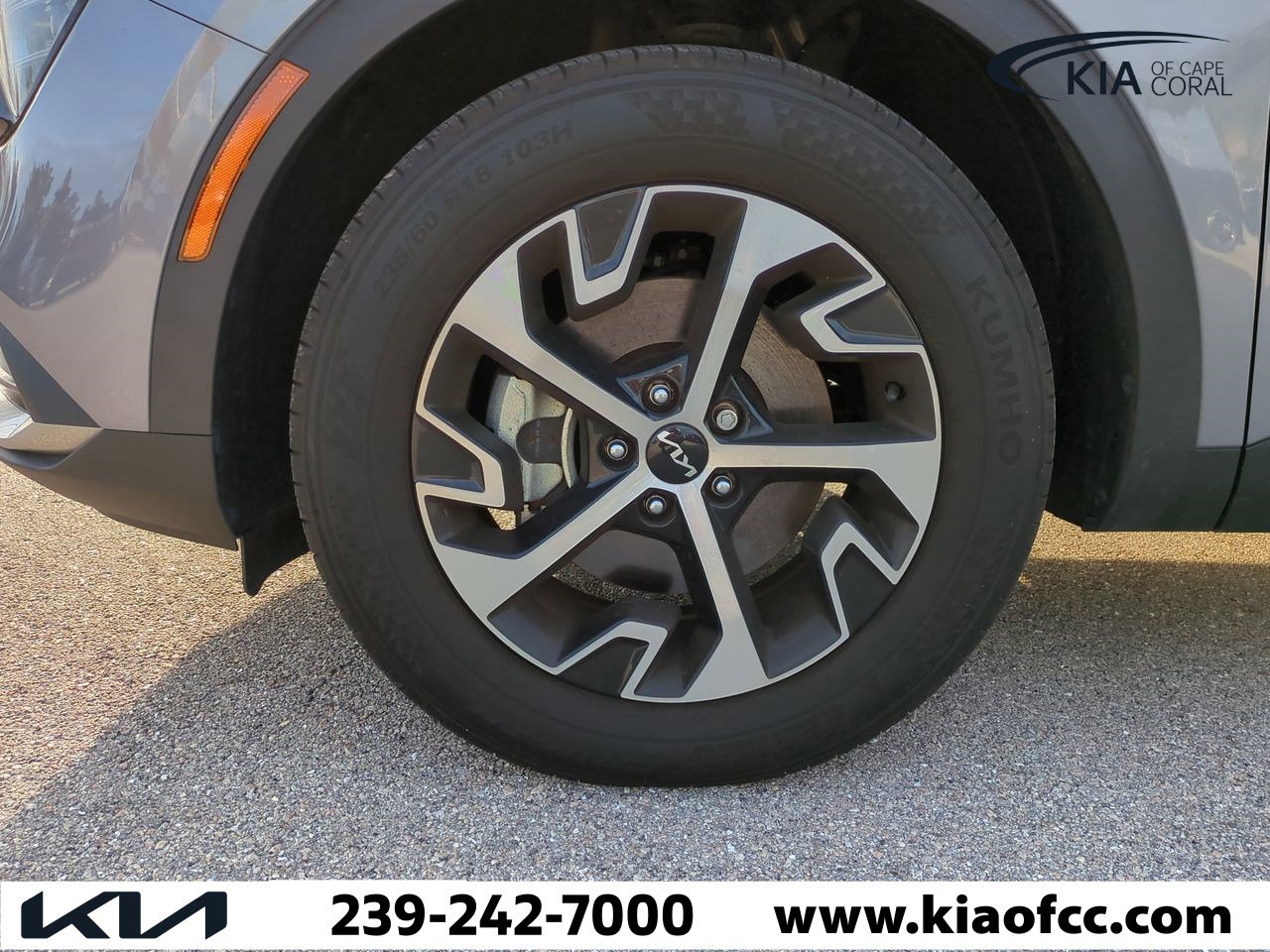 Certified 2025 Kia Sportage EX image 11