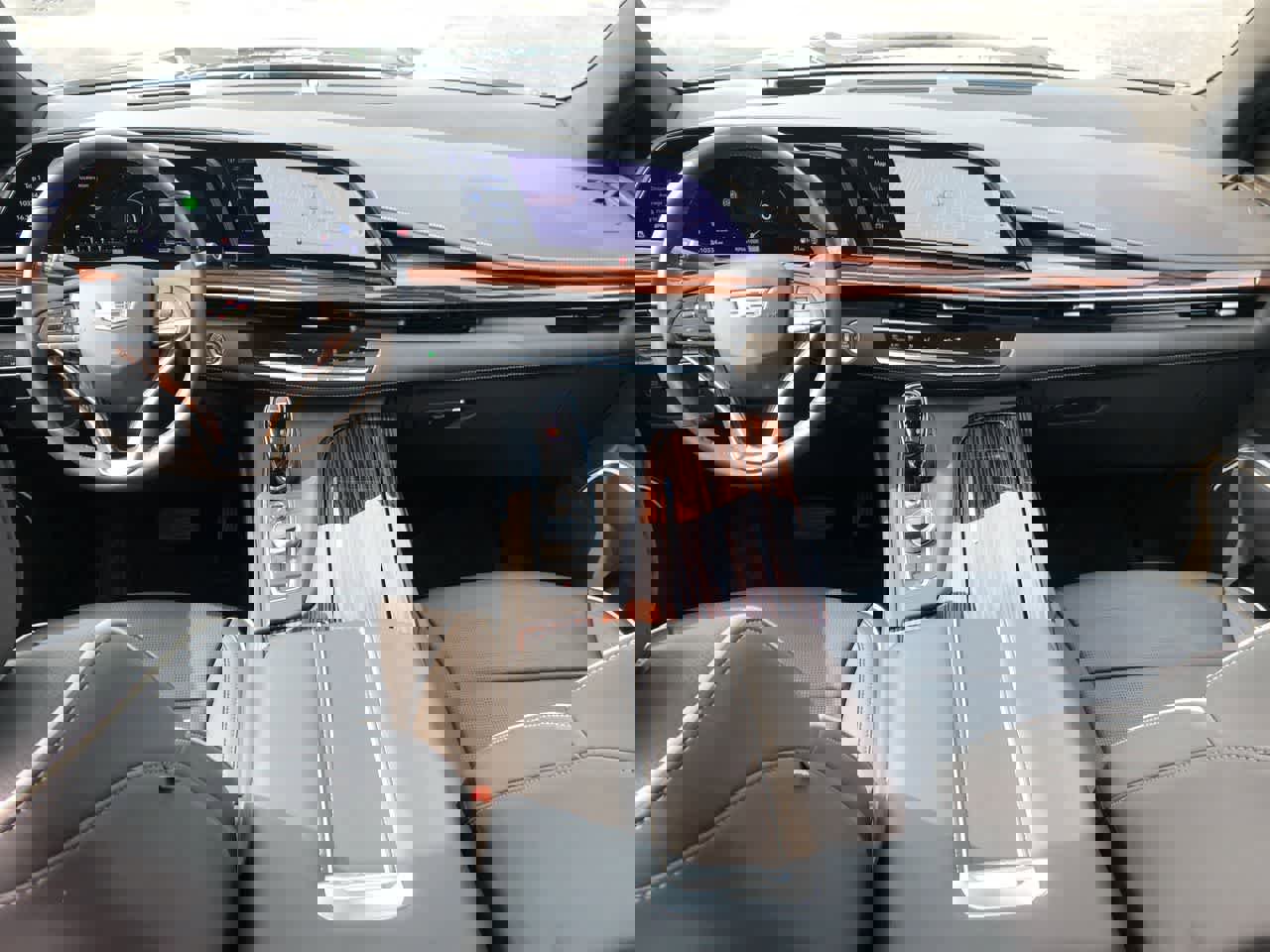 Used 2023 Cadillac Escalade Premium Luxury image 28