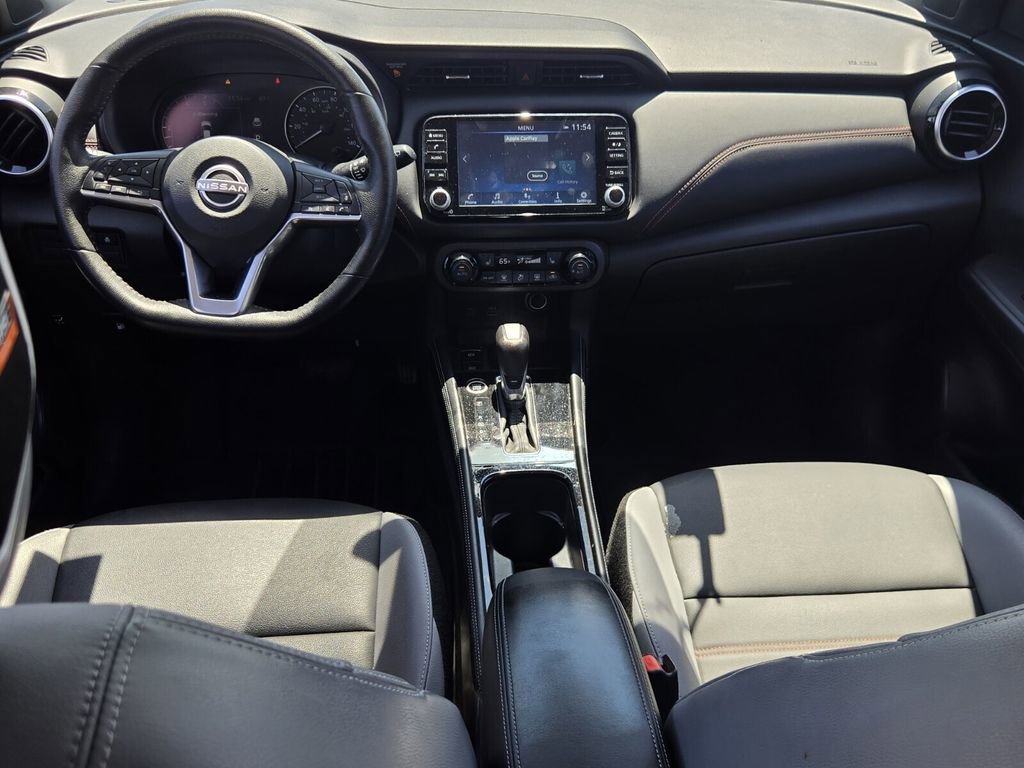 Used 2023 Nissan Kicks SR w/ SR Premium Package FWD image 13