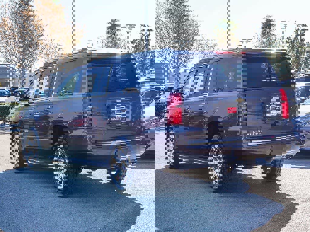 Used 2015 Chevrolet Suburban LTZ image 6