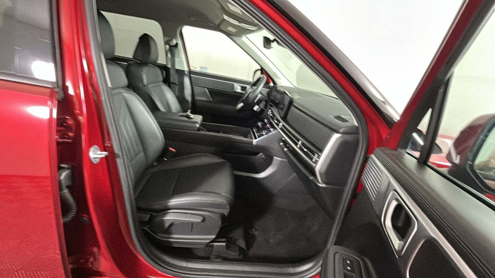 Used 2026 Hyundai Santa Fe SEL AWD/4WD image 35