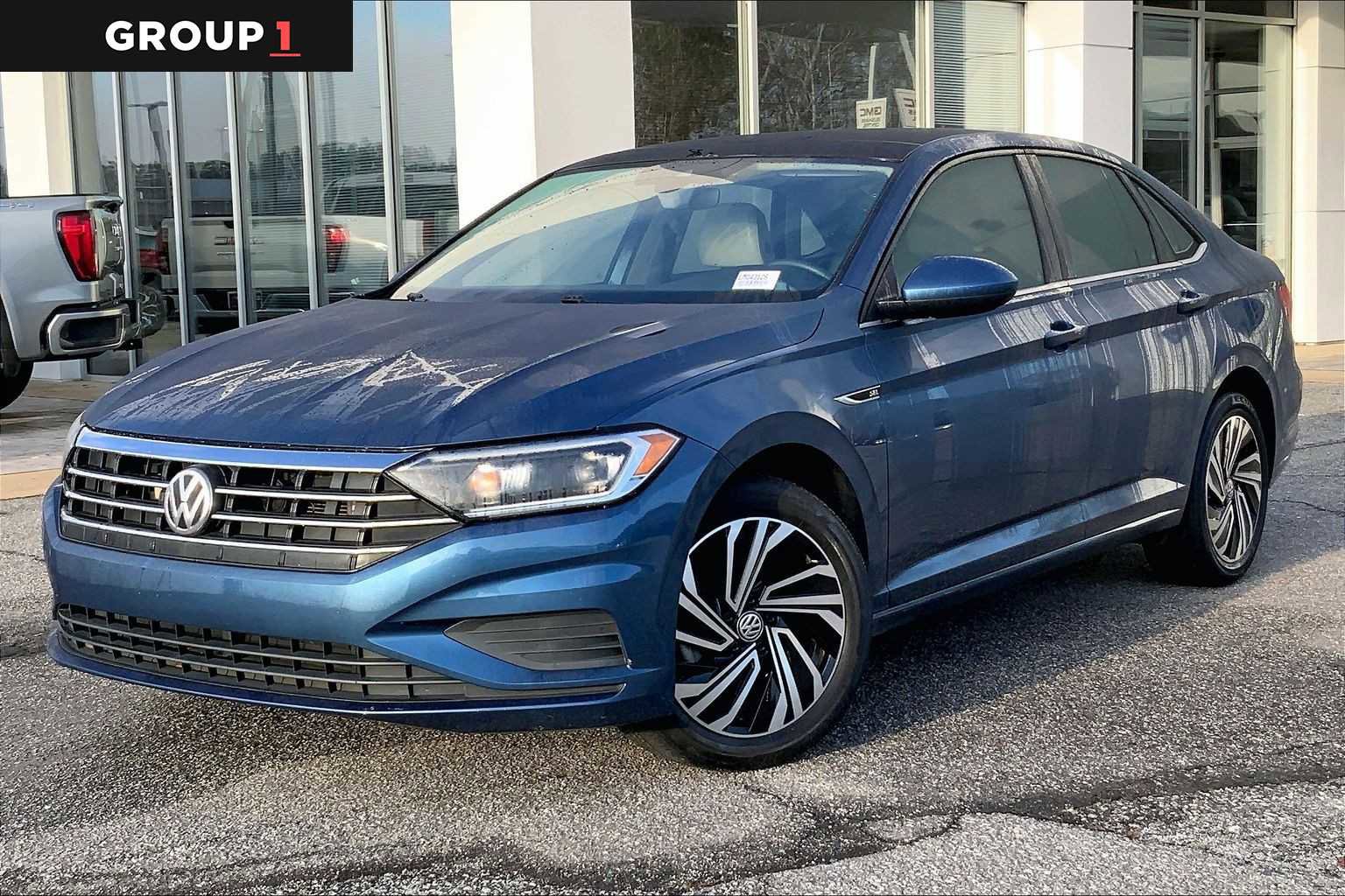 Used 2020 Volkswagen Jetta SEL image 1