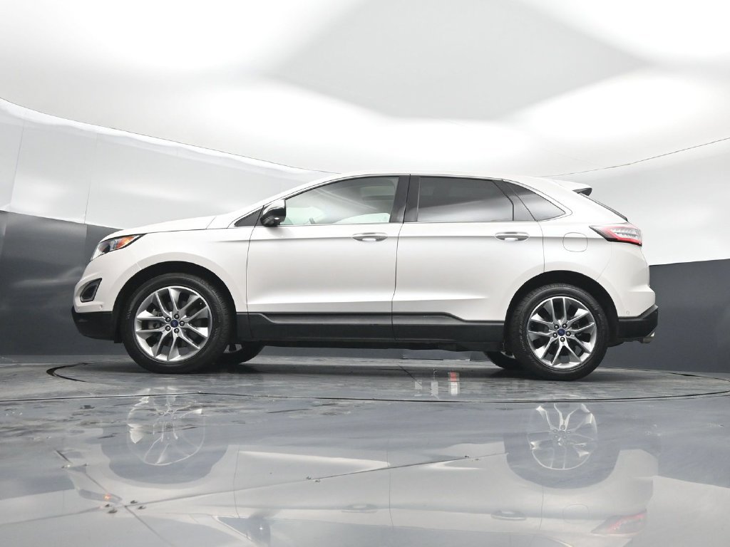 Certified 2018 Ford Edge Titanium w/ Equipment Group 302A AWD/4WD image 54